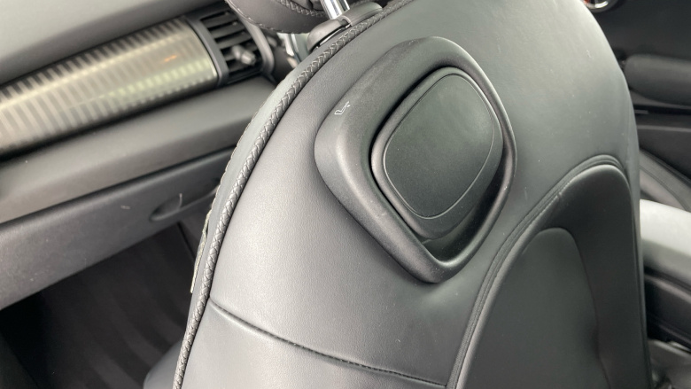 MINI Hatchback 1.5 Cooper Exclusive II 3dr [Comfort Pack] Petrol Hatchback